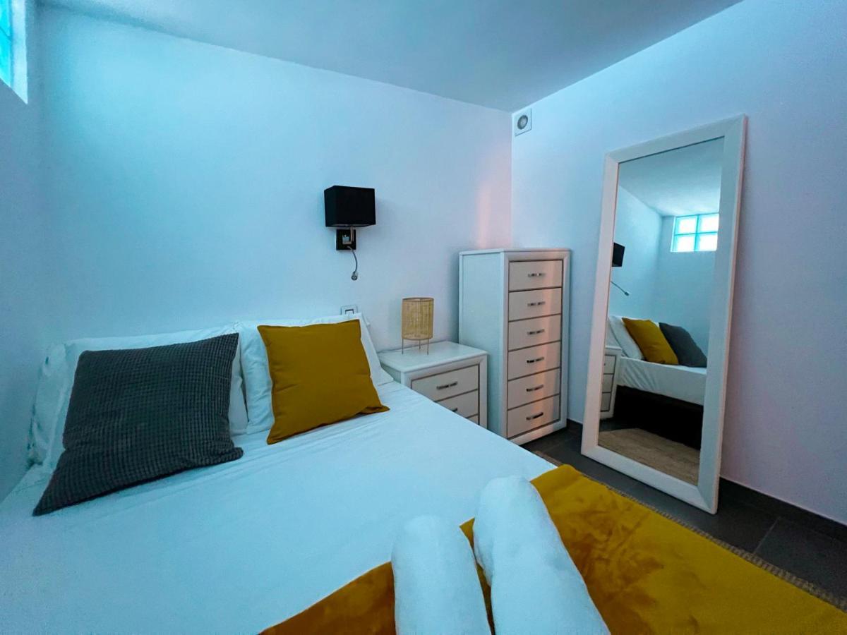 At The Ocean'S Edge Apartment Callao Salvaje Exterior photo